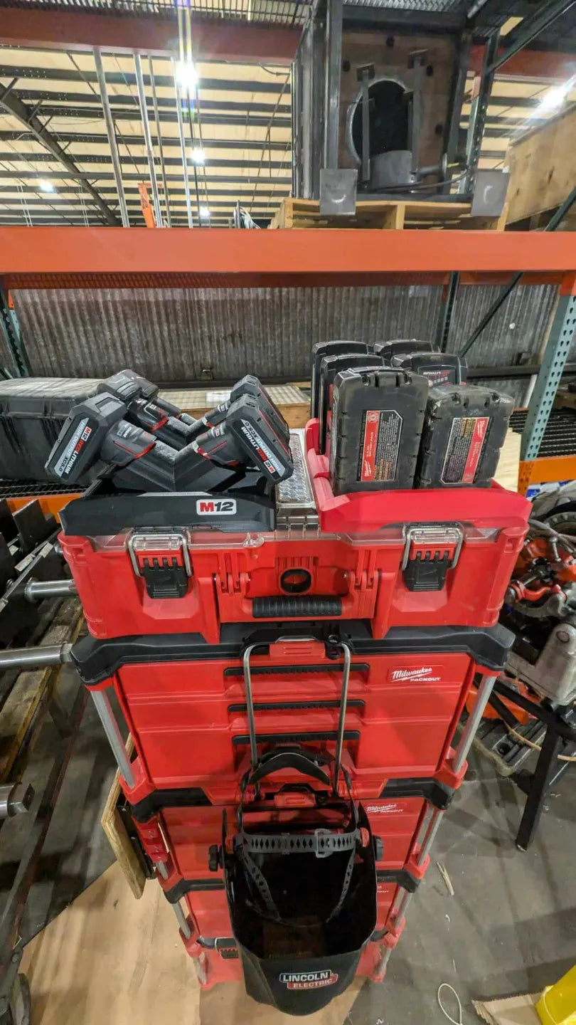 Lid Locking M12 Battery Rack x6 (RS-M12LLBR)