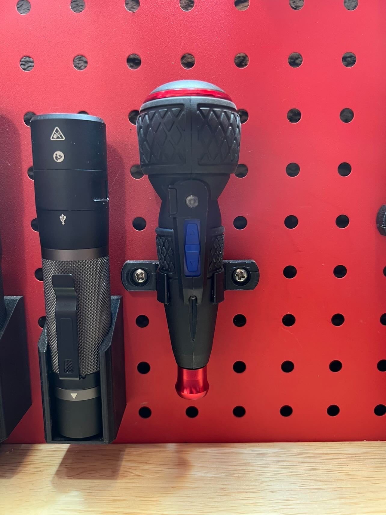 Vessel Ball Grip Rechargeable Screwdriver Mount