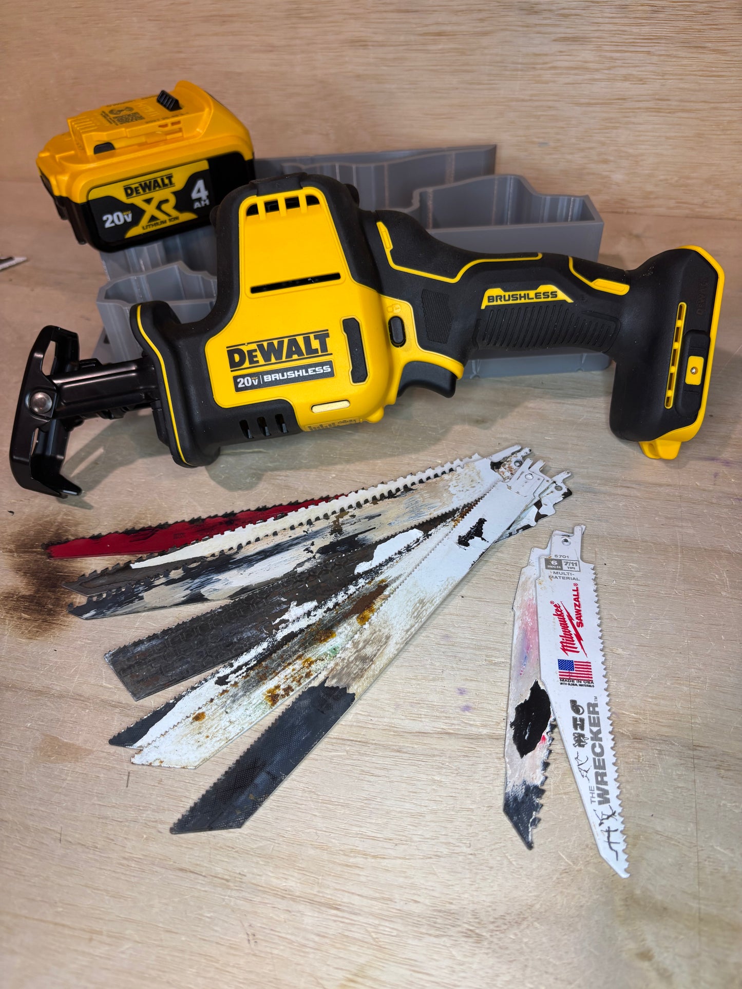 Tough System 2.0 Insert for DeWalt Compact Reciprocating Saw (D-DHZ)