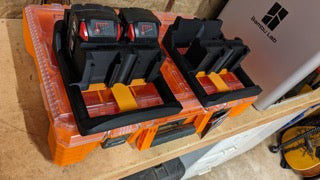 Lid Locking M18 Battery Rack x6 (RS-LMBR6)